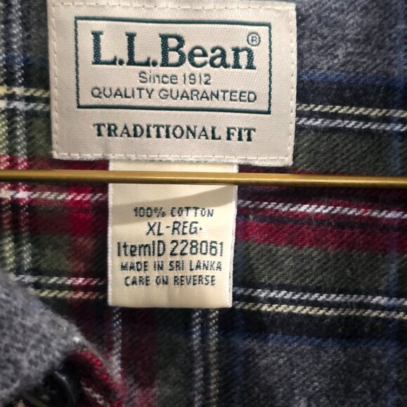 Vintage LL Bean Checkered Flannel Button Up Shirt Gray Red Plaid XL Reg 228061 - Picture 3 of 7